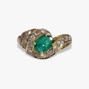 14k Yellow Gold Oval Emerald and Round Diamond Vintage Ring