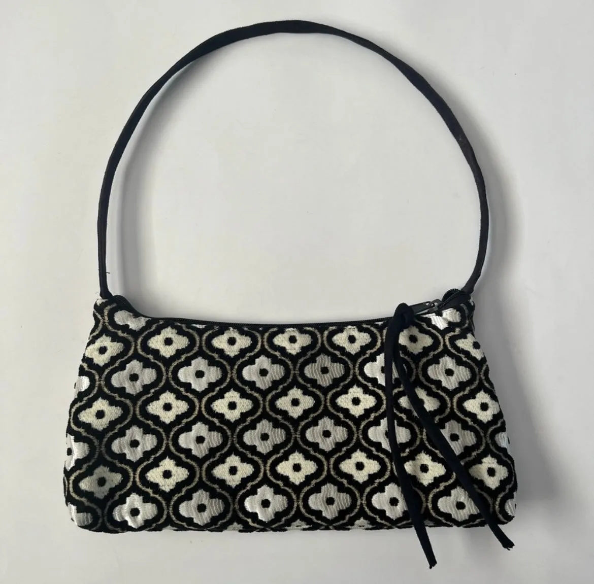 Atenti Tapestry Shoulder Bag
