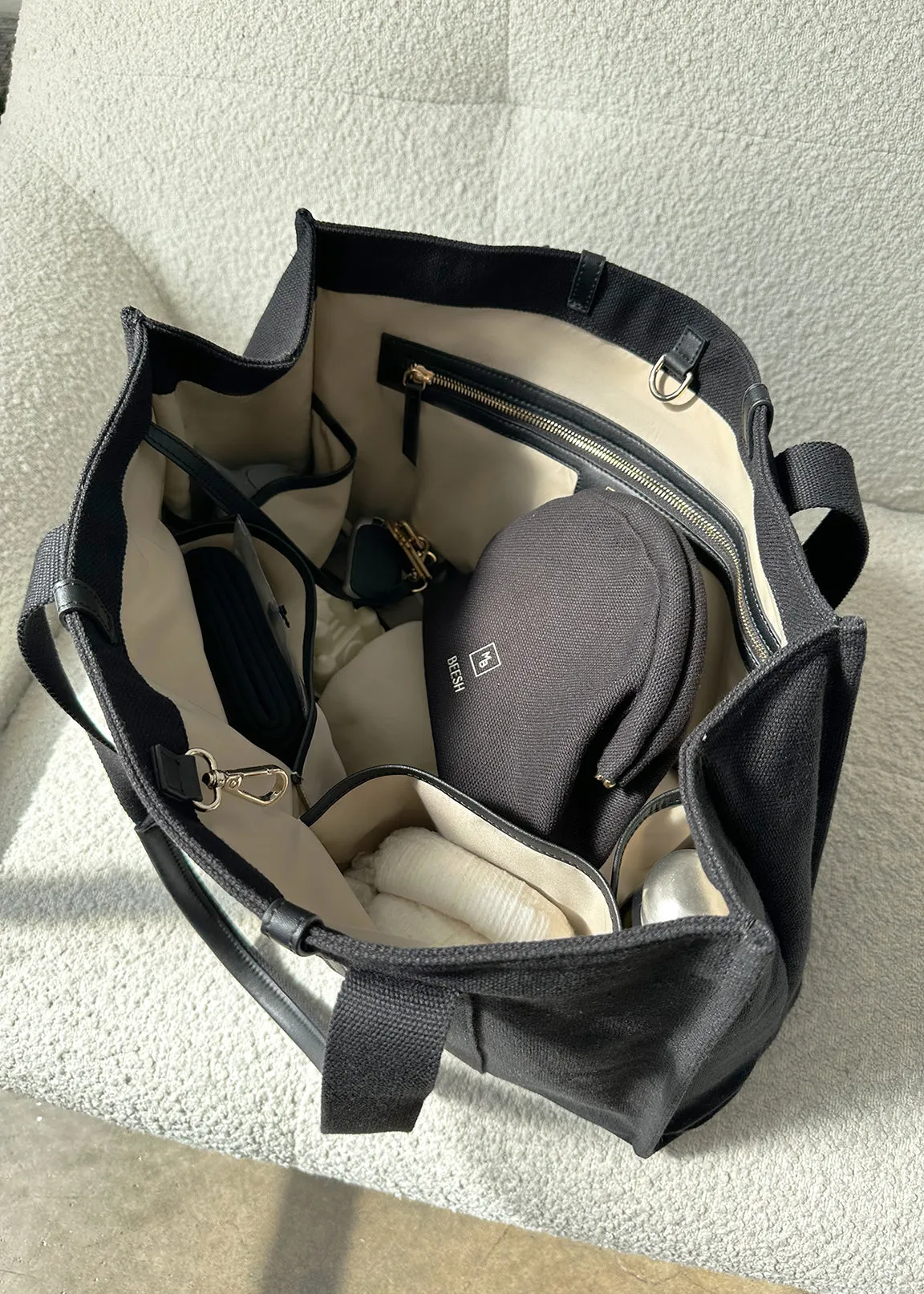 Beesh Bag (Canvas Carryall)