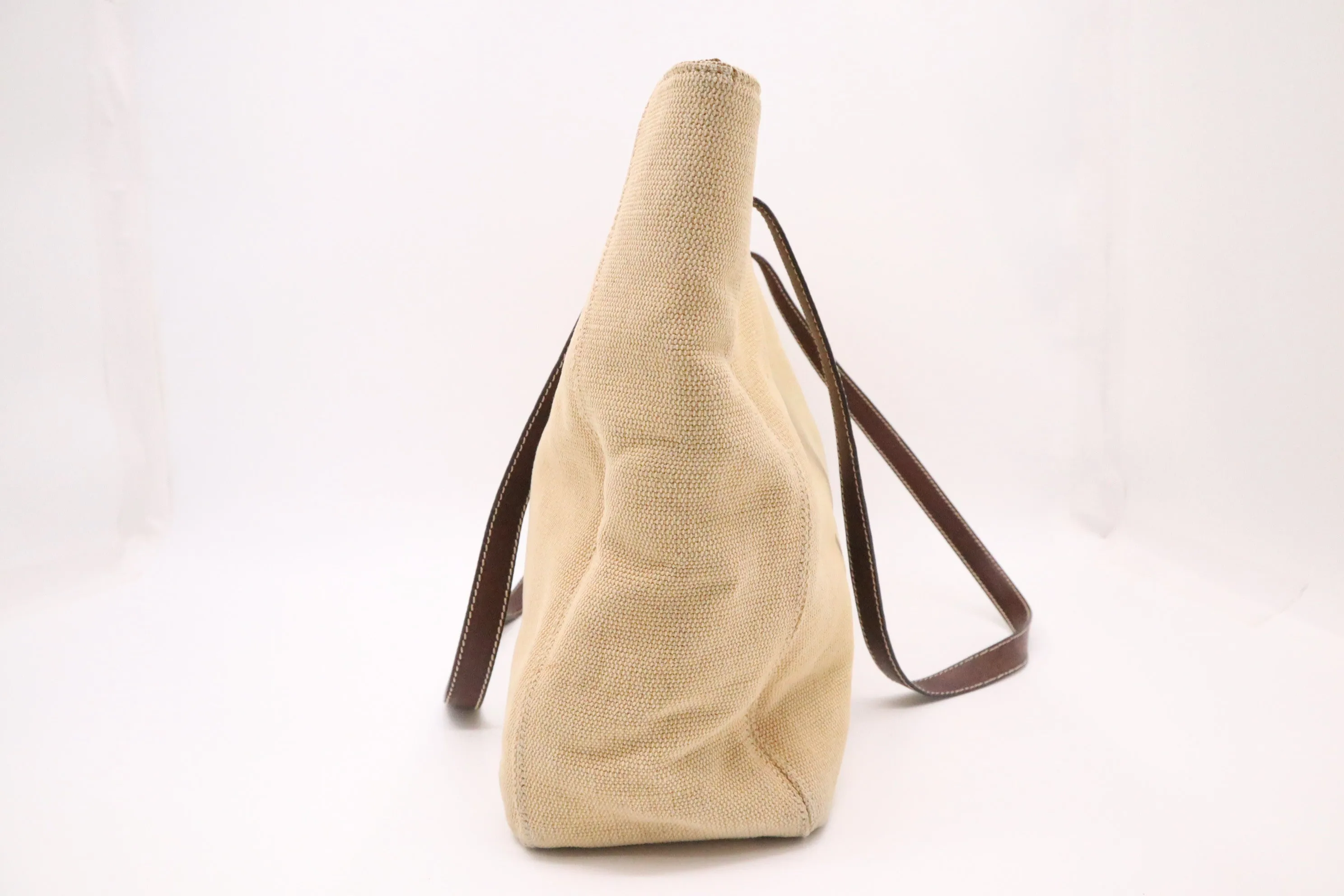 Chanel Tote in Beige Canvas