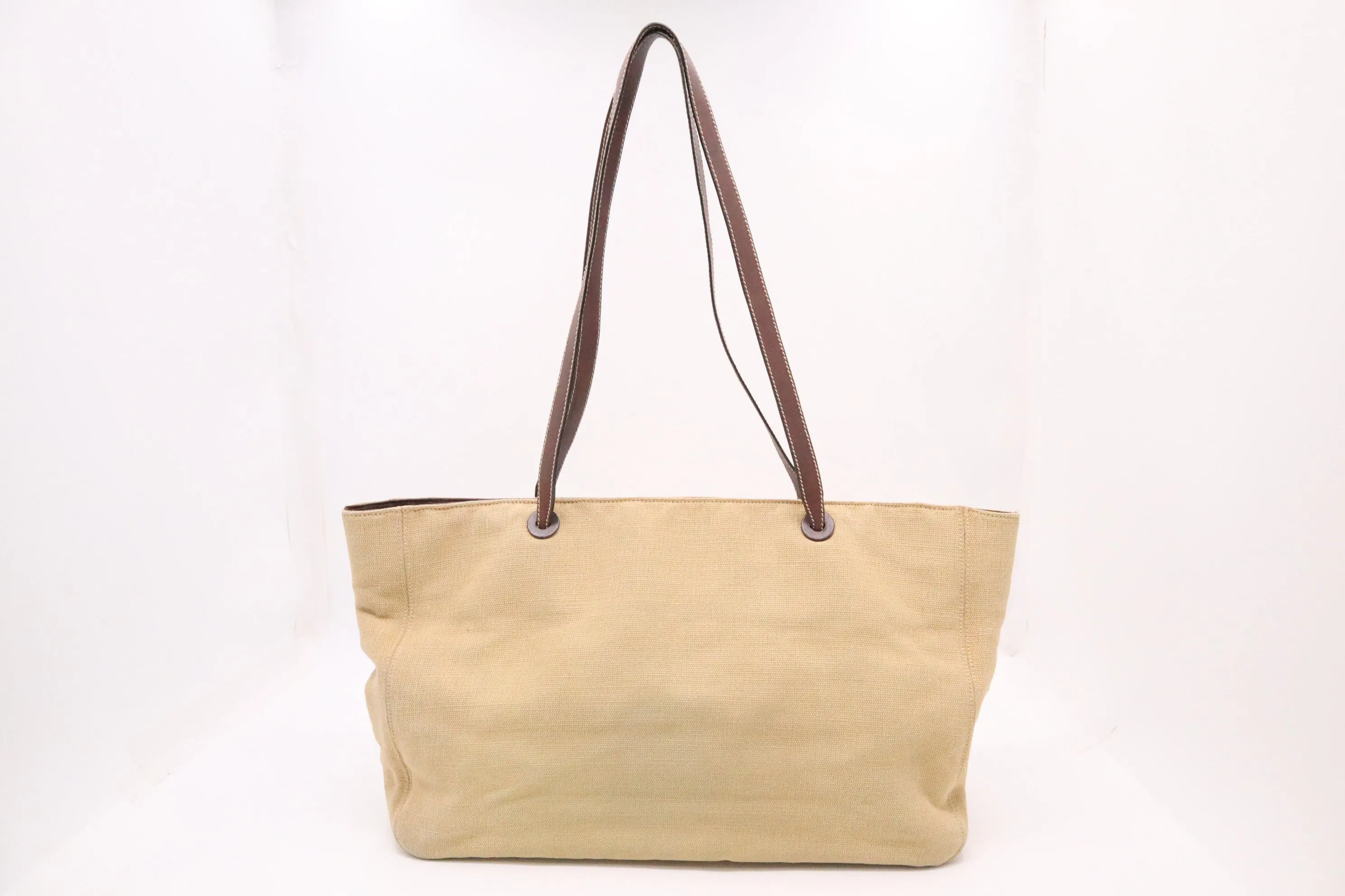Chanel Tote in Beige Canvas