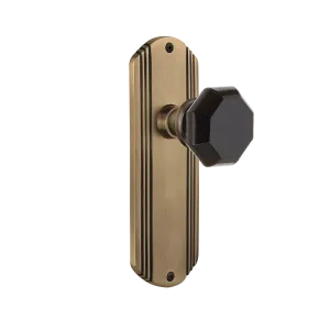 Deco Long Plate with Black Waldorf Knob in Antique Brass
