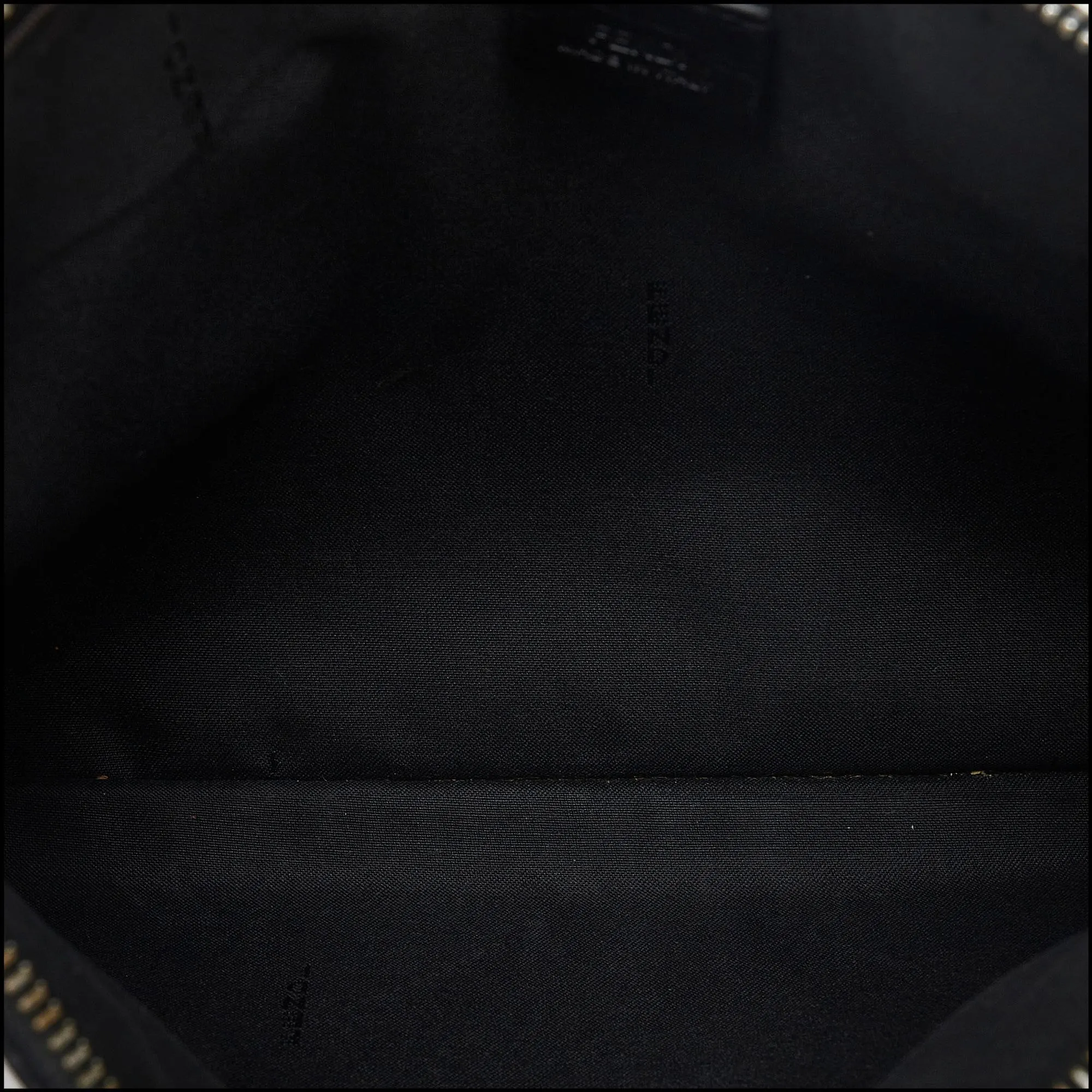 Fendi Monster Clutch Bag (SHG-JLyY9X)