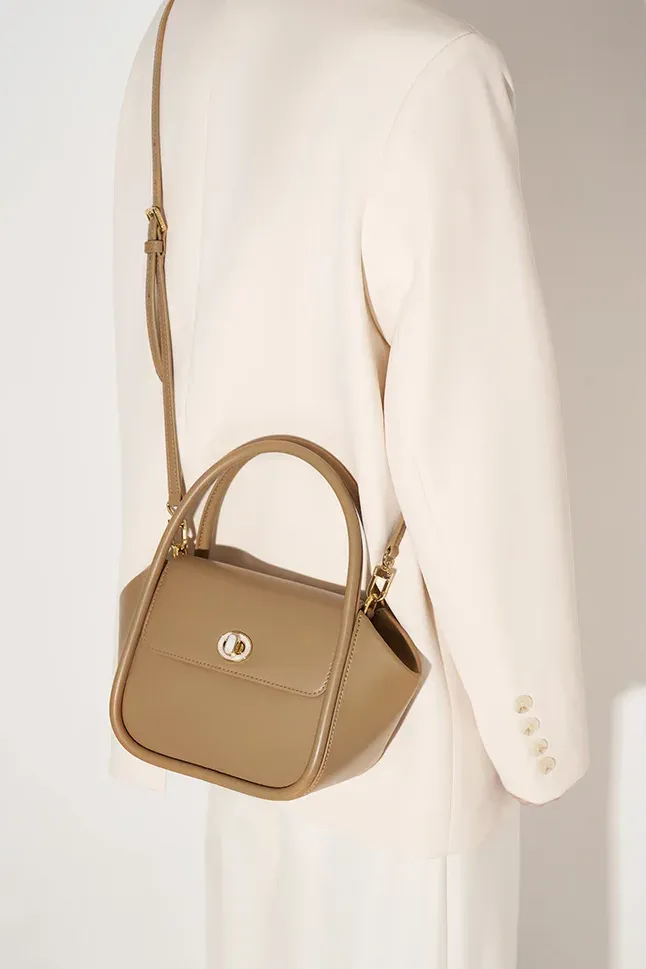 Genuine Leather Flap Pocket Shoulder Strap Handbag