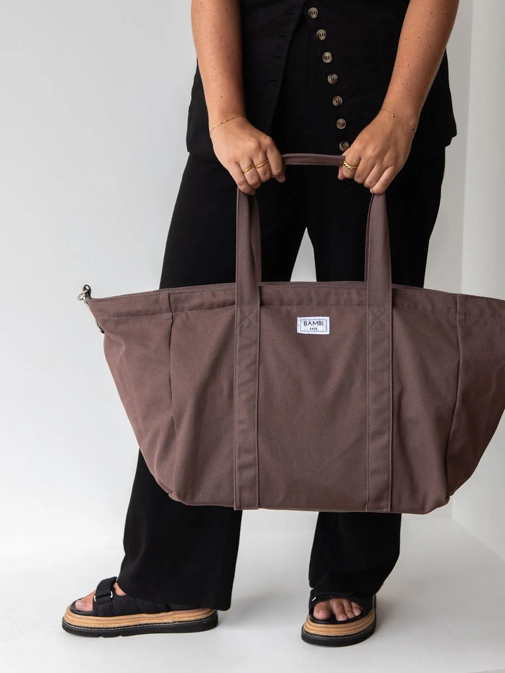 Imperfect Essential Bambi Bag Coffee Brown with original felt (unlined) insert