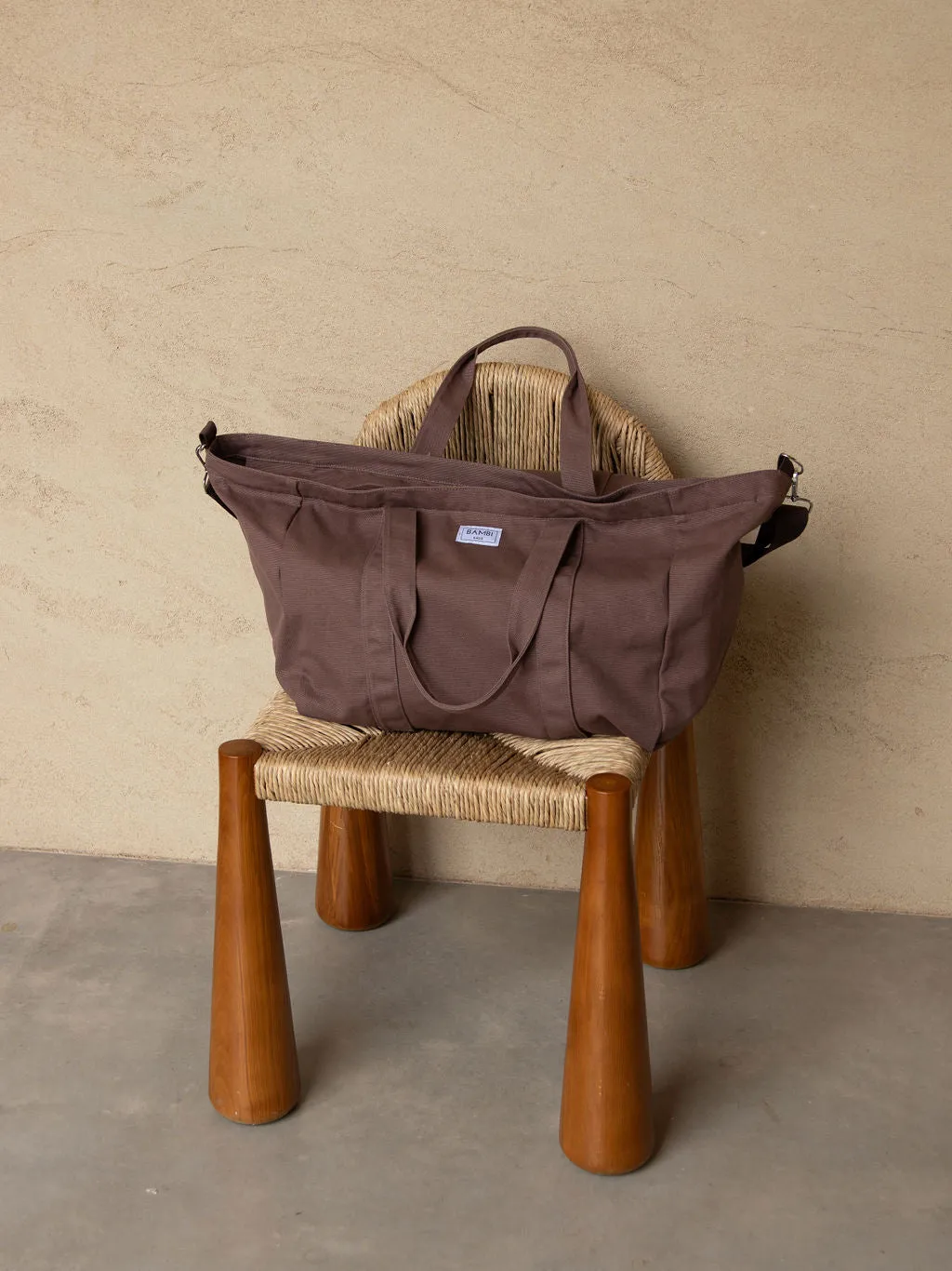Imperfect Essential Bambi Bag Coffee Brown with original felt (unlined) insert