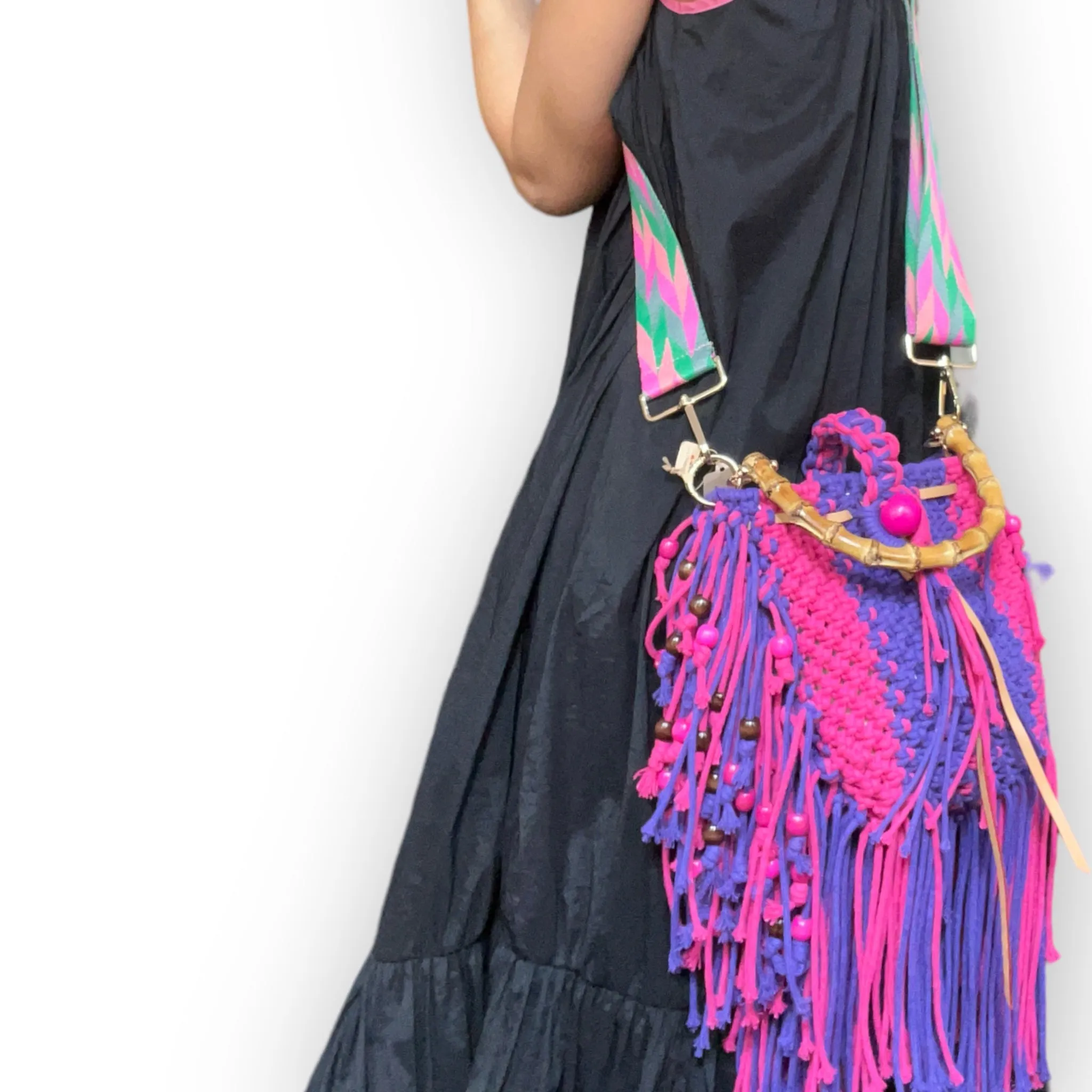 Kiera - Handwoven macrame bucket bag