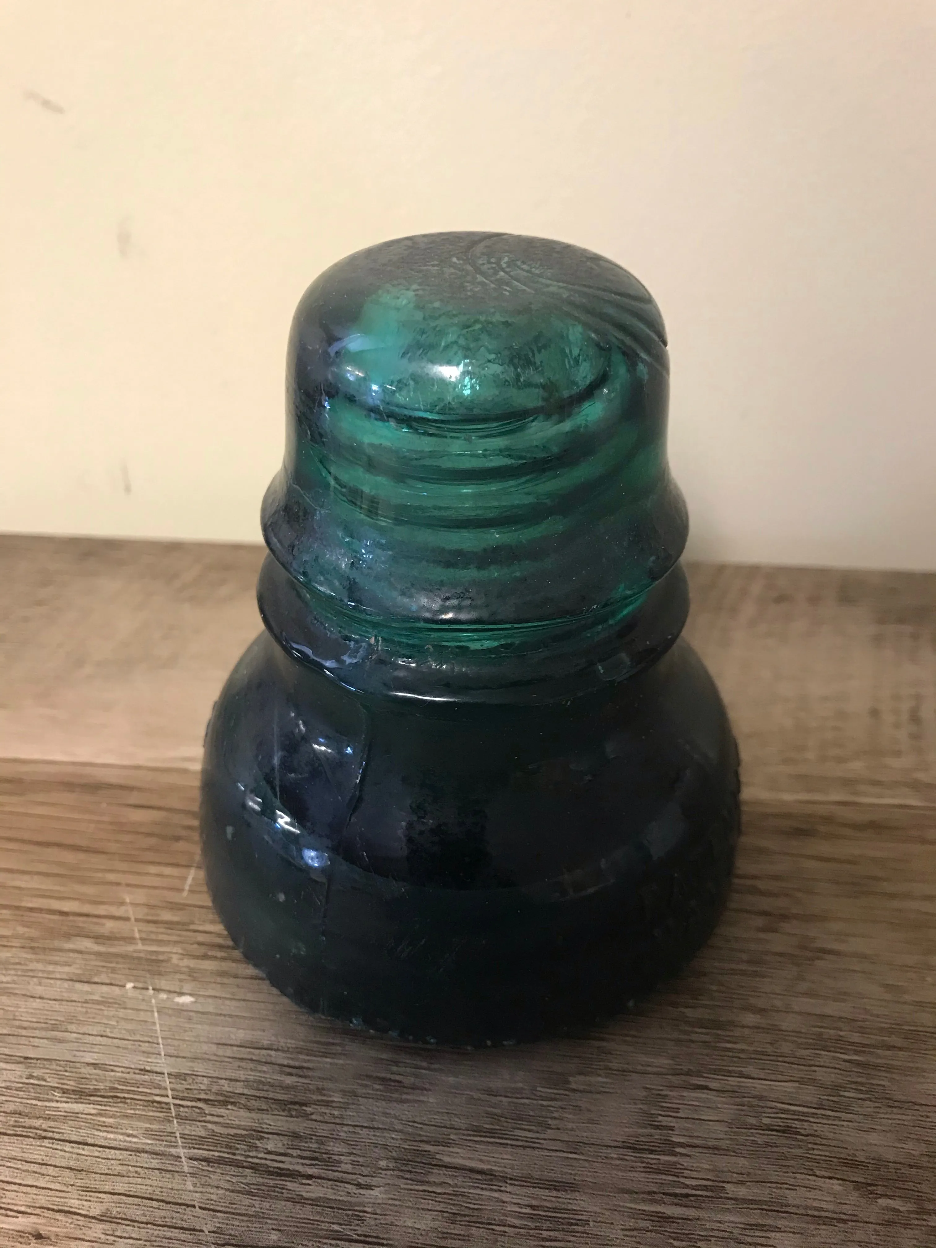 [L] <€€ Vintage Pair Set/2 4” Green Aqua Glass Hemingray USA Railroad Telephone Pole Insulators #40 #42