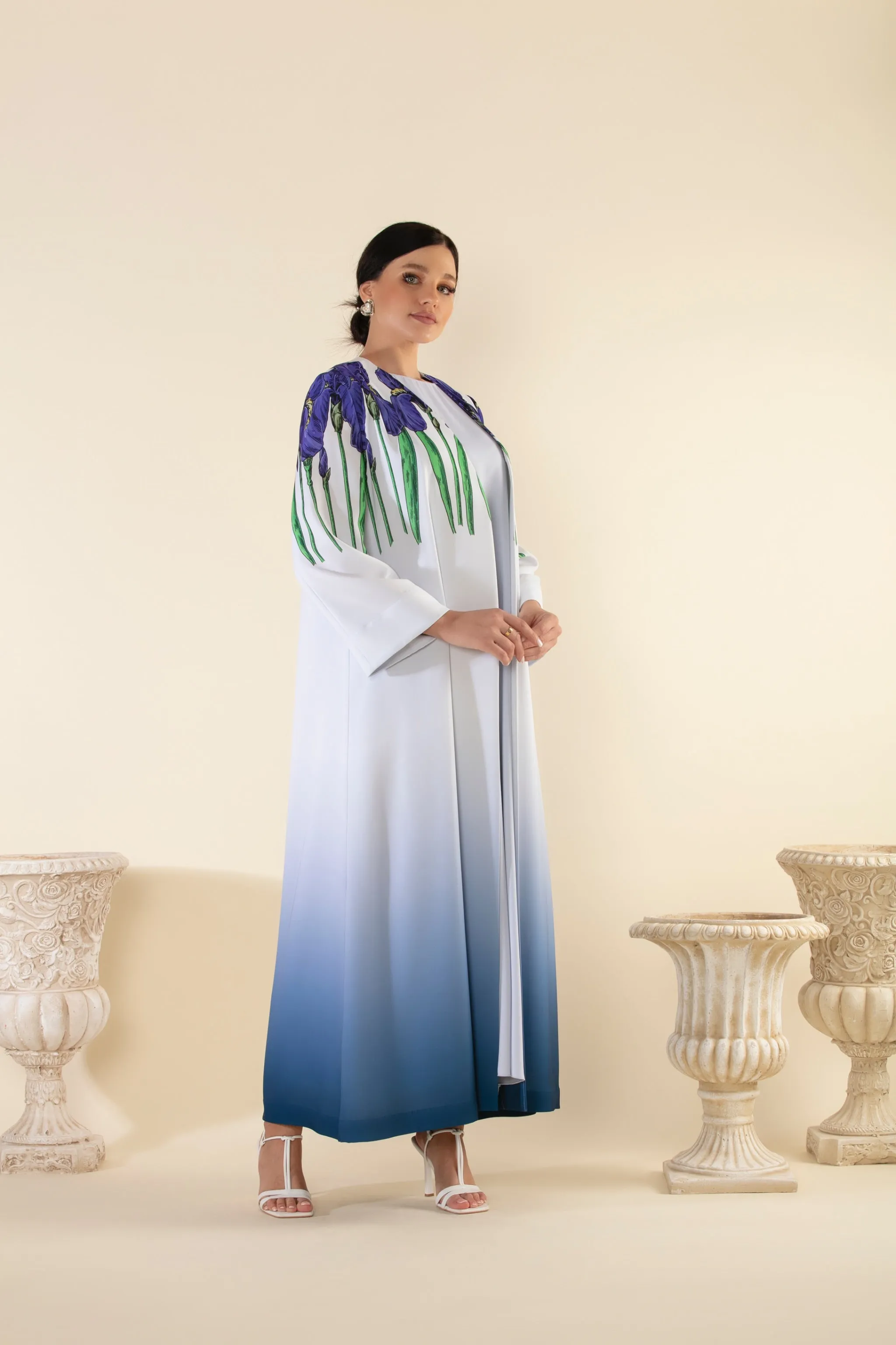LAND OF TULIPS IN DEGRADÉ BLUE - RTW