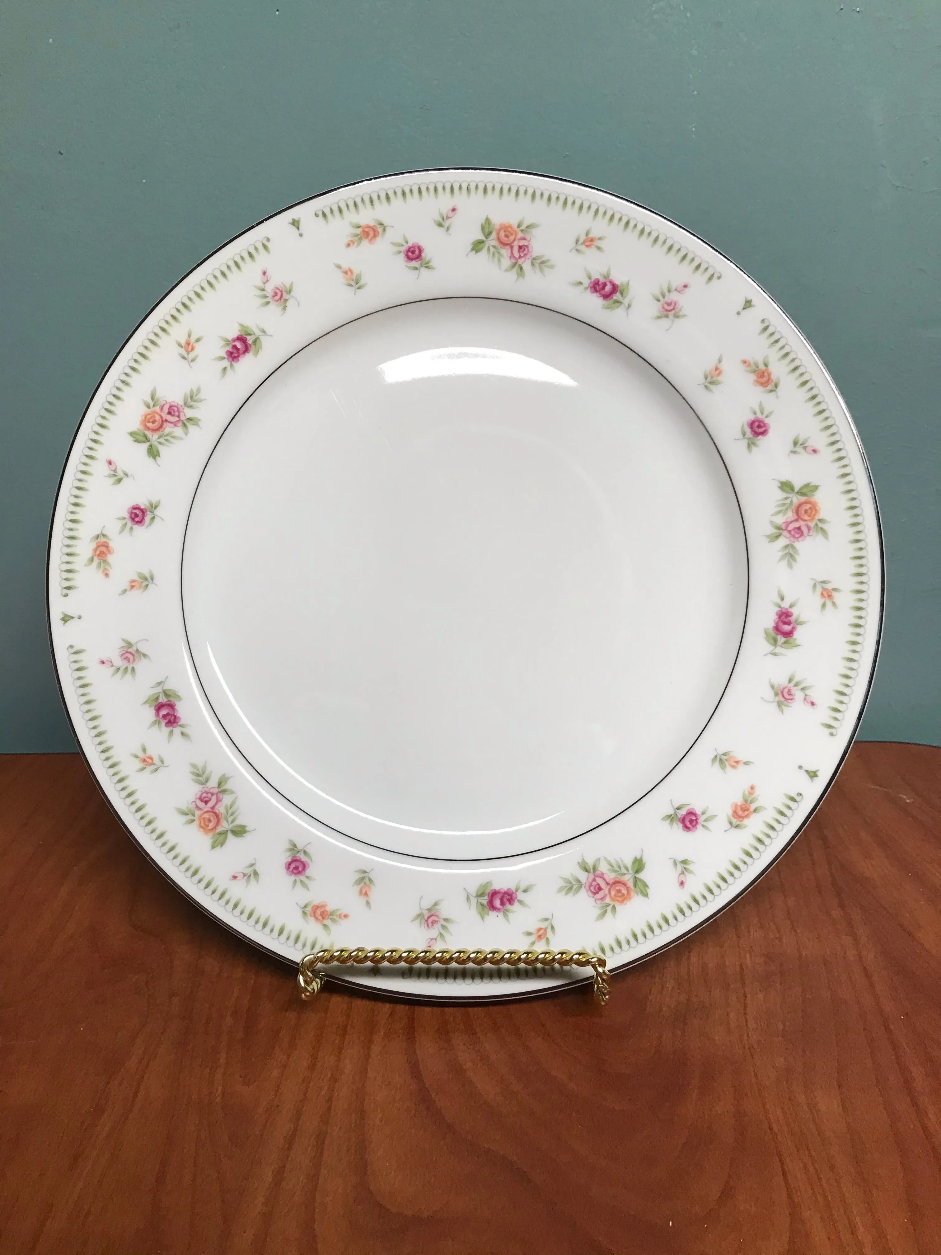 <€€* Vintage Fine China ABINGDON Pink Rose Pattern Retired