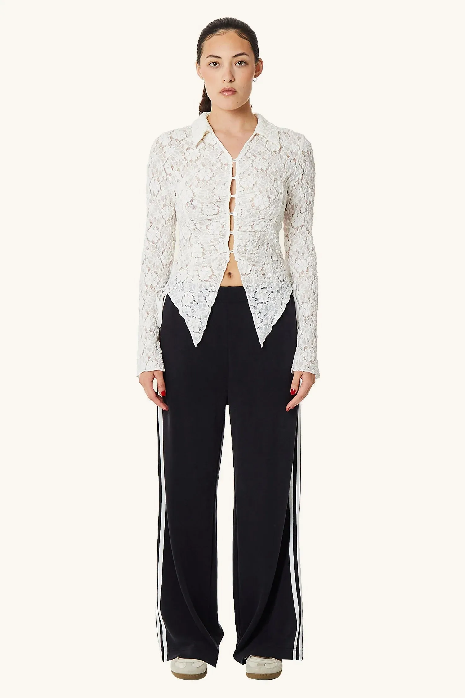 Lucent White Leiseu Long Sleeve Button Up