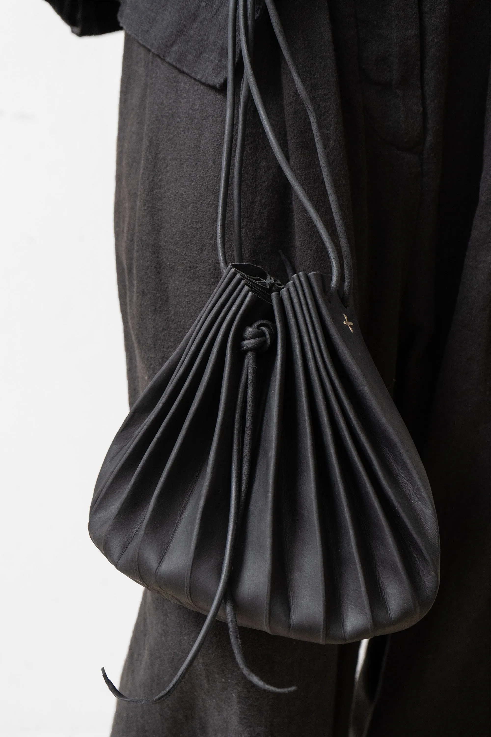 m.a /B703 VA 1,0 small shell bag