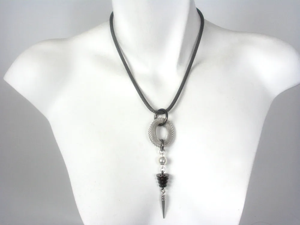 Mesh Necklace with Oval & Turned Geometric Drops