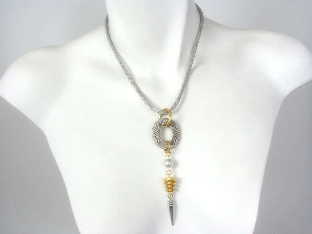 Mesh Necklace with Oval & Turned Geometric Drops