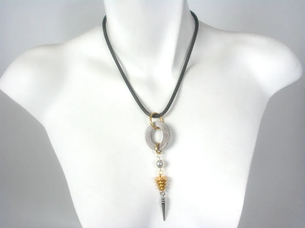 Mesh Necklace with Oval & Turned Geometric Drops