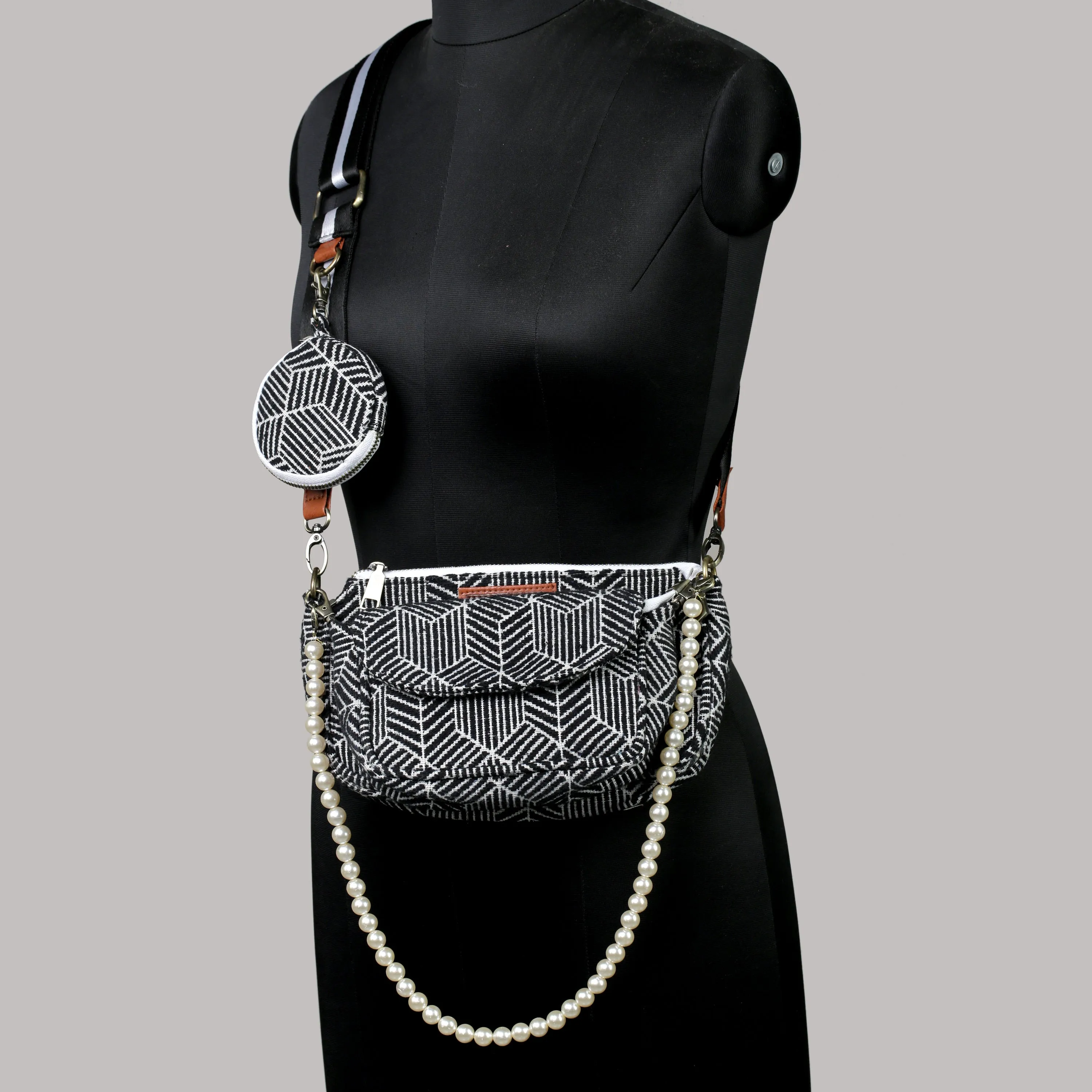 Mono Miraj 3 in 1 Cross body bag