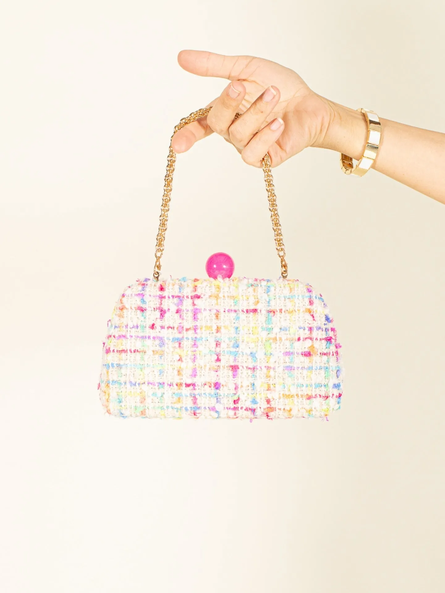 Multi-Color Clutch
