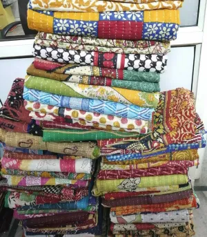 Old Vintage Kantha Sari 100%Cotton Throws Reversible Handmade Blanket