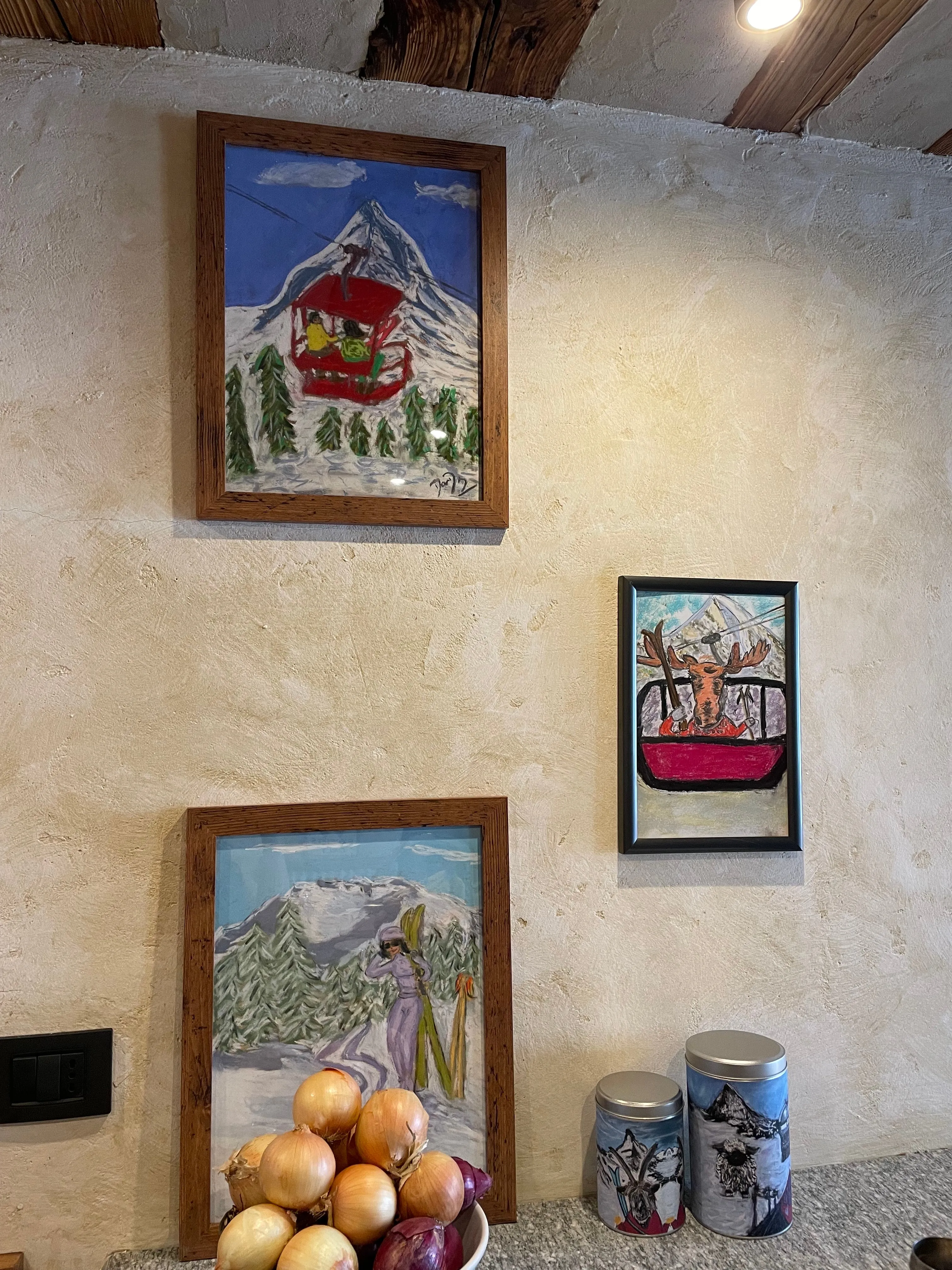 Painting of a glam lady with skis somewhere in the Italian Alps.