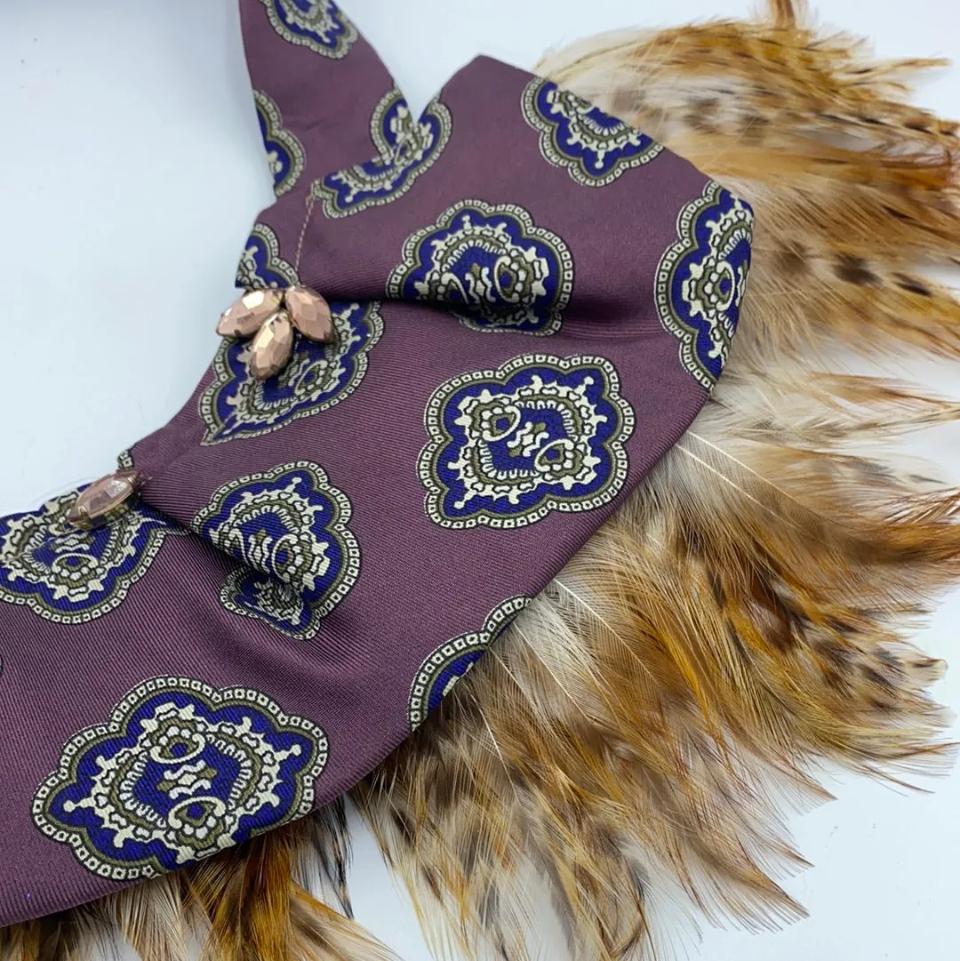 Purple Vintage Tie Collar With Feathers