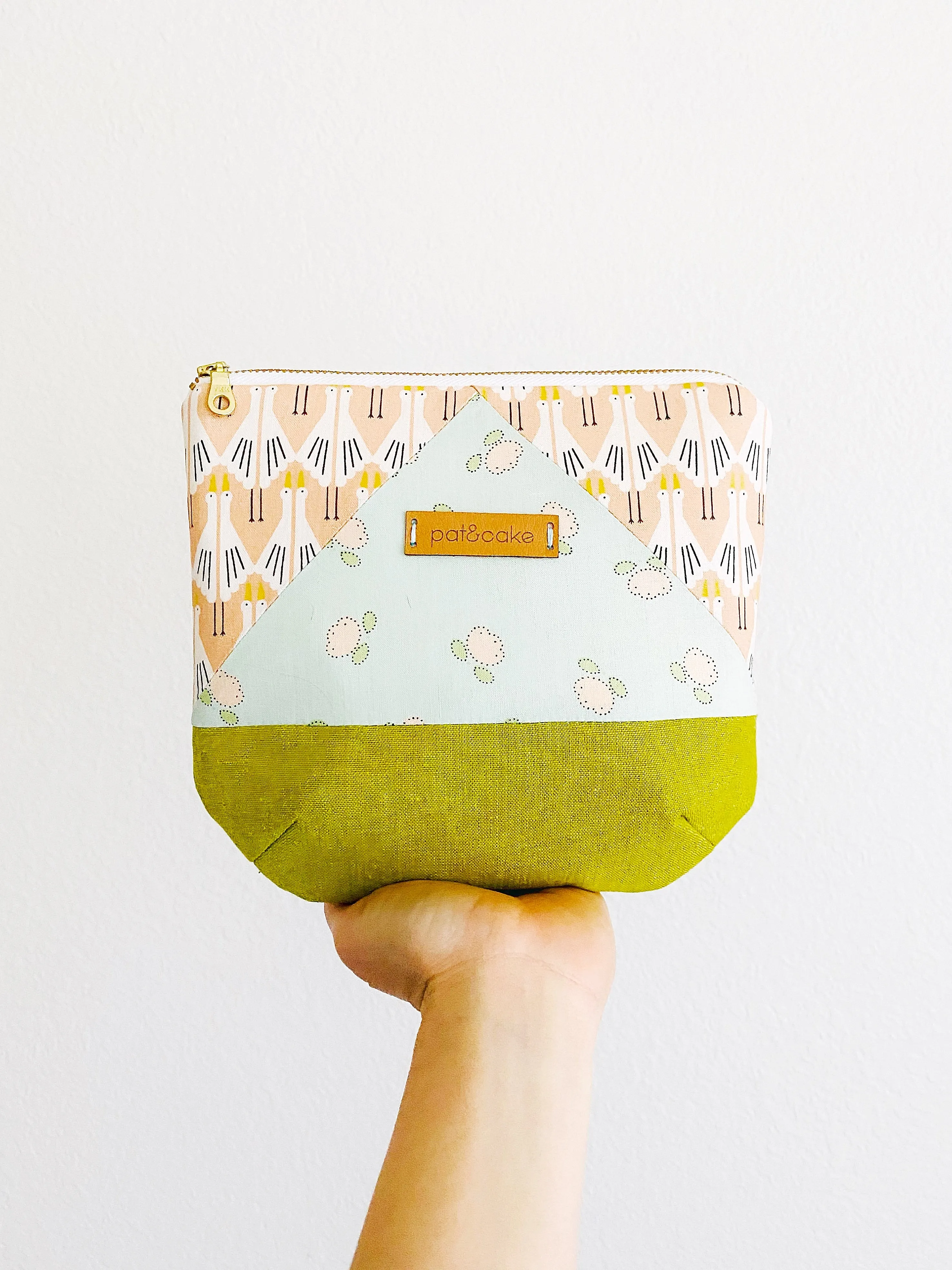 Small Tri-Color Bucket Pouch