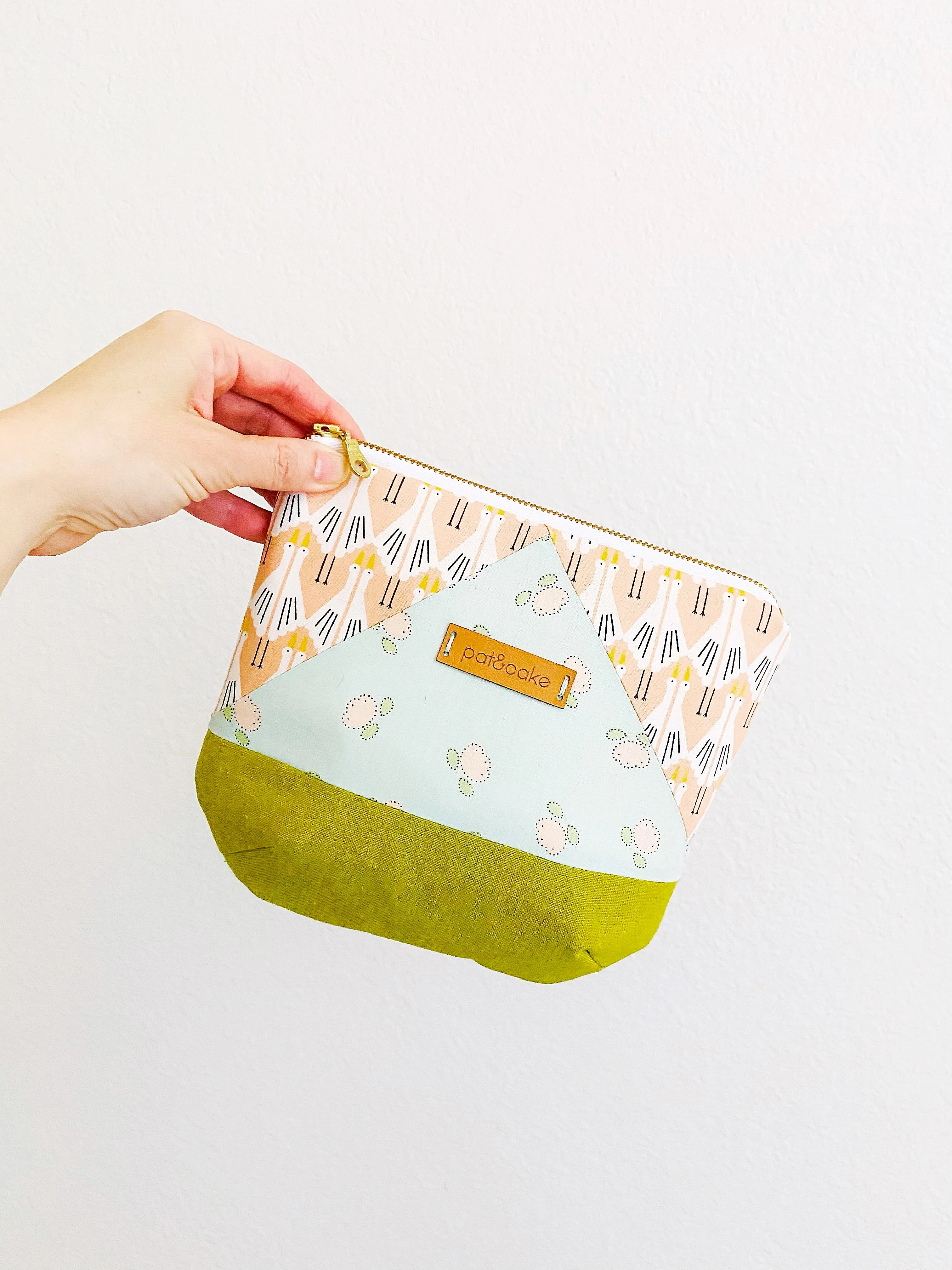 Small Tri-Color Bucket Pouch