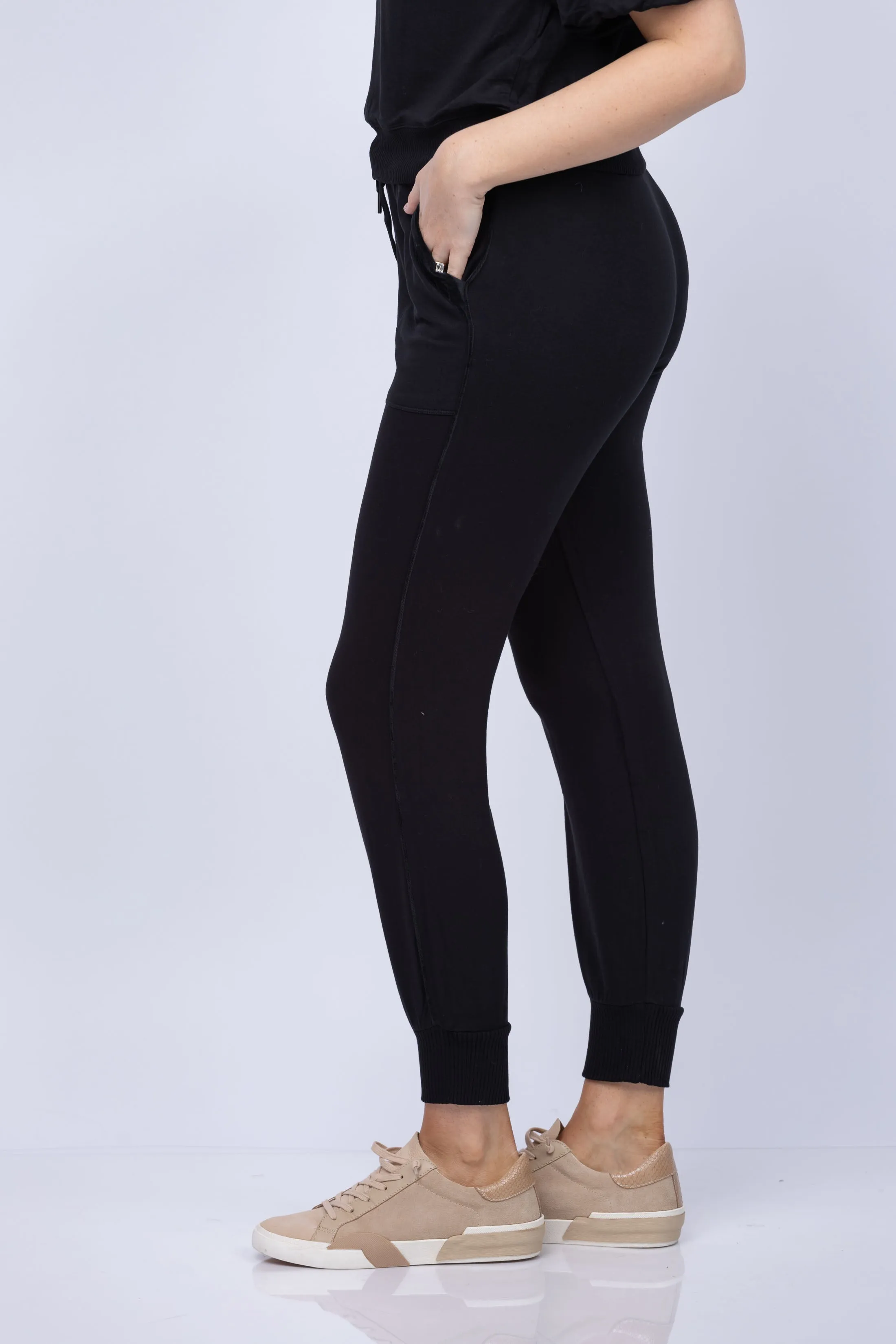 Splendid Super Soft Bliss Jogger in Black