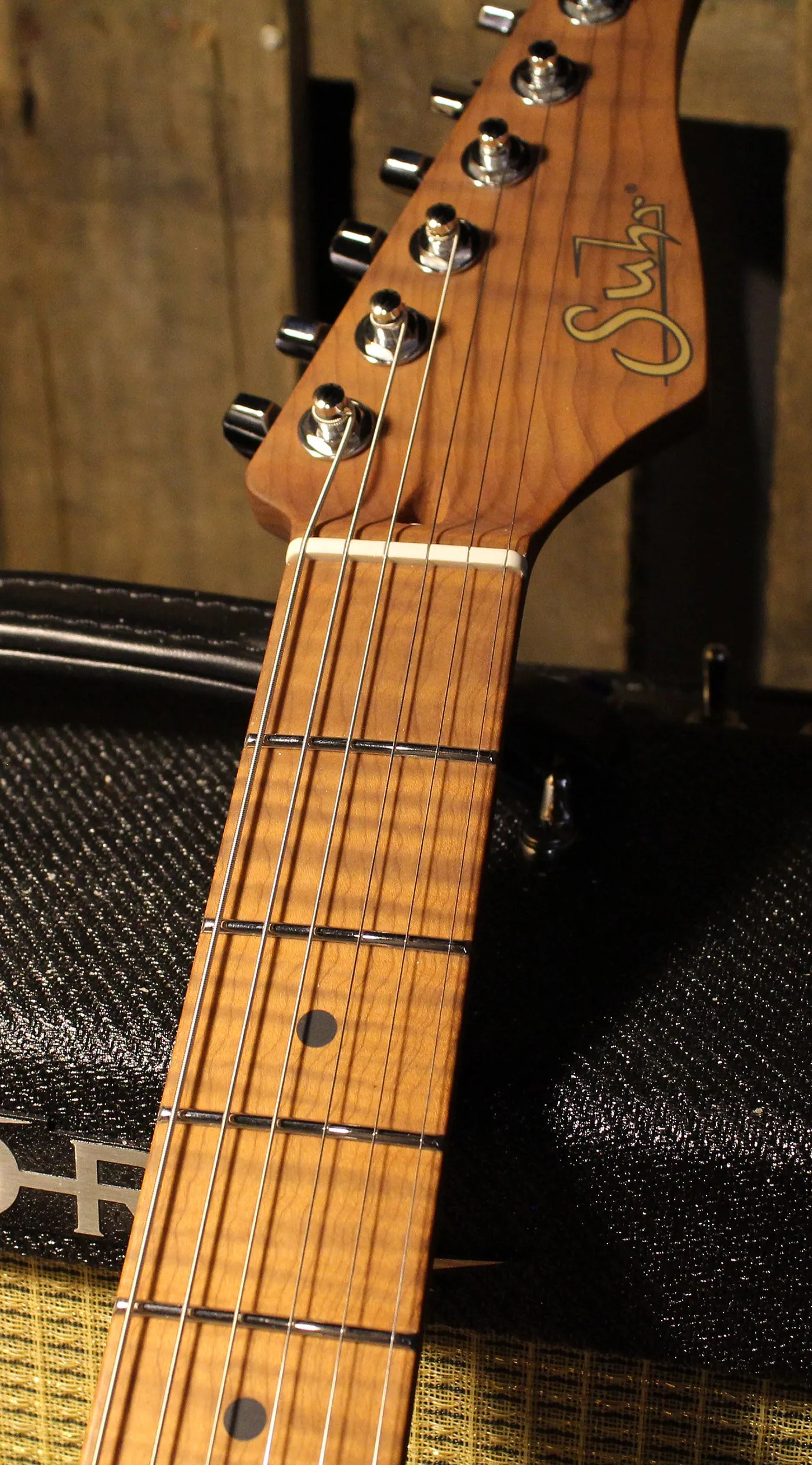 Suhr Select Classic S HSS Roasted Flamed Guitar, Shell Pink, Maple