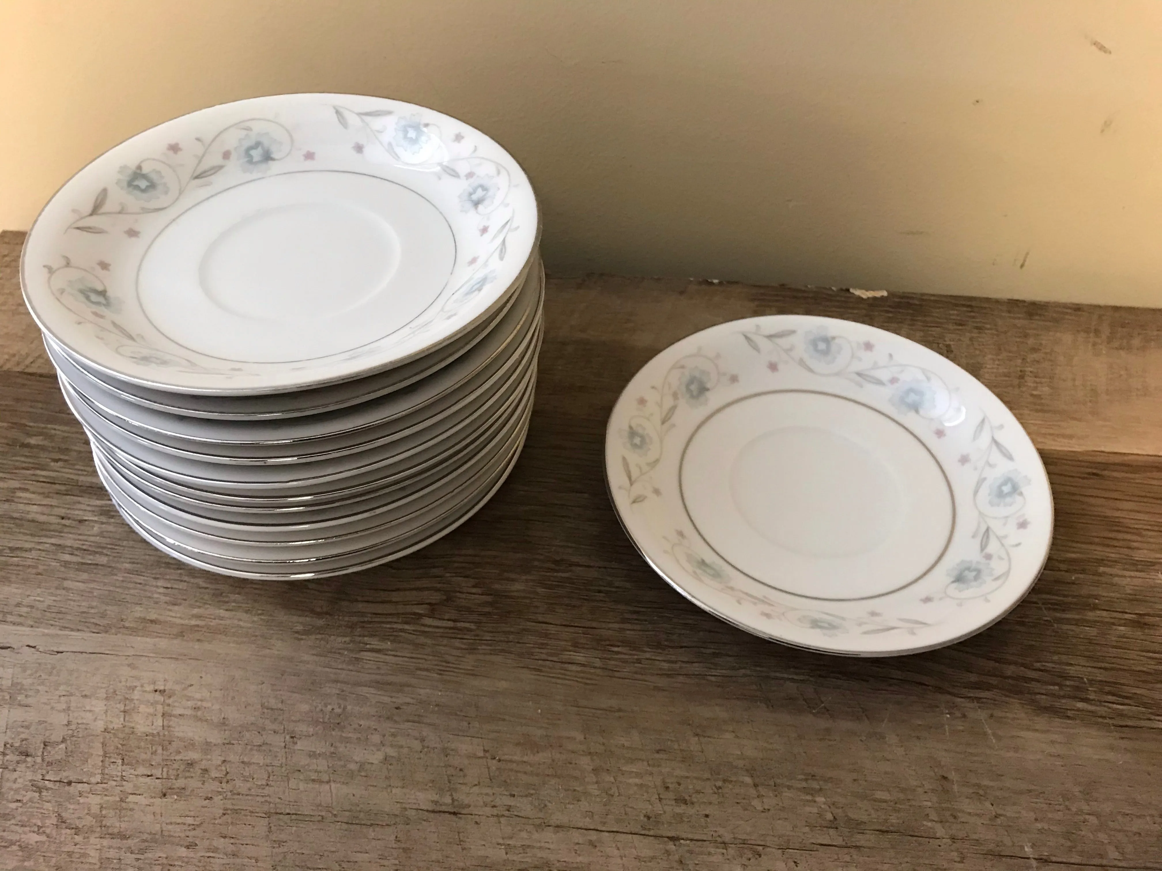 (V) Vintage ENGLISH GARDEN Fine China Japan #1221 Retired Variety of Pieces
