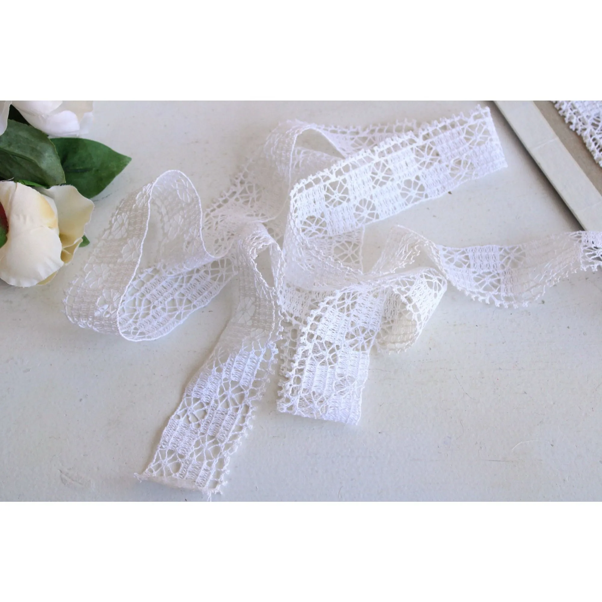 Vintage 1920s 1930s Lace Trim, 1.75" Wide , Three Yards