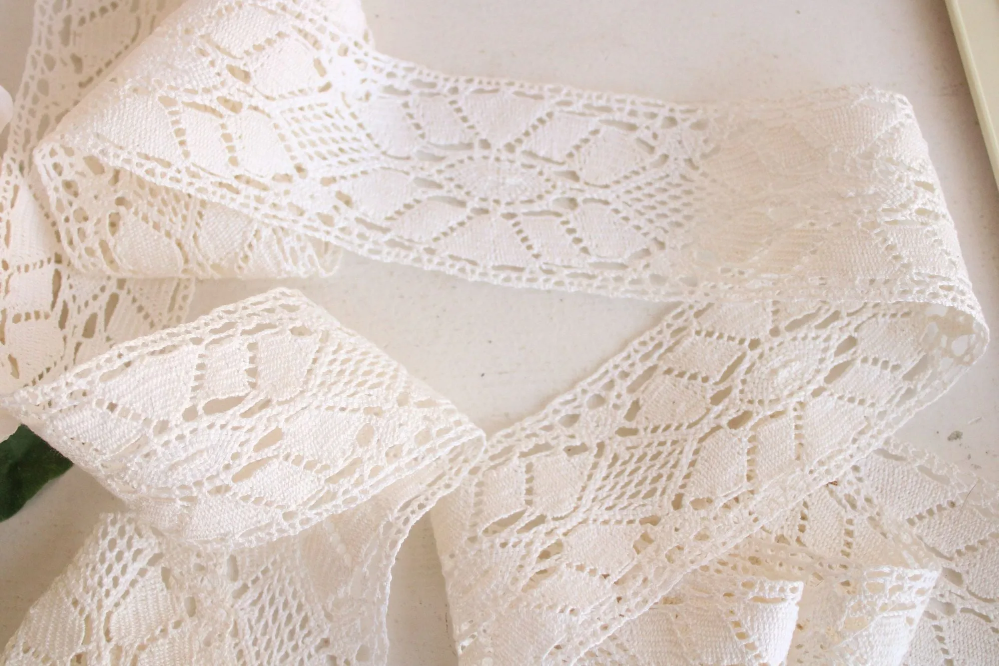 Vintage Crochet Lace Trim, Ivory Cotton 2.75" Wide, 5 Yard