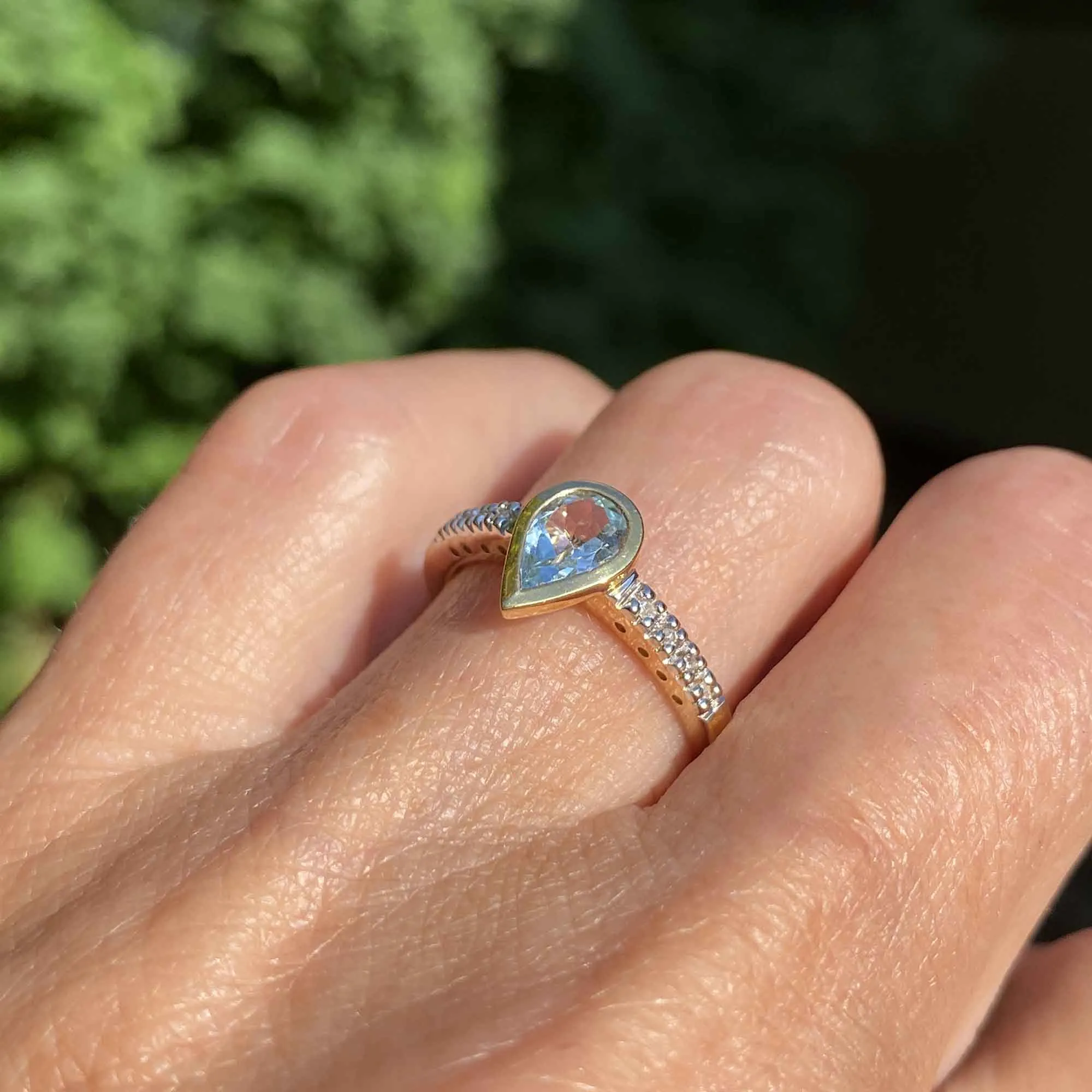 Vintage Gold Diamond Pear Cut Topaz Ring