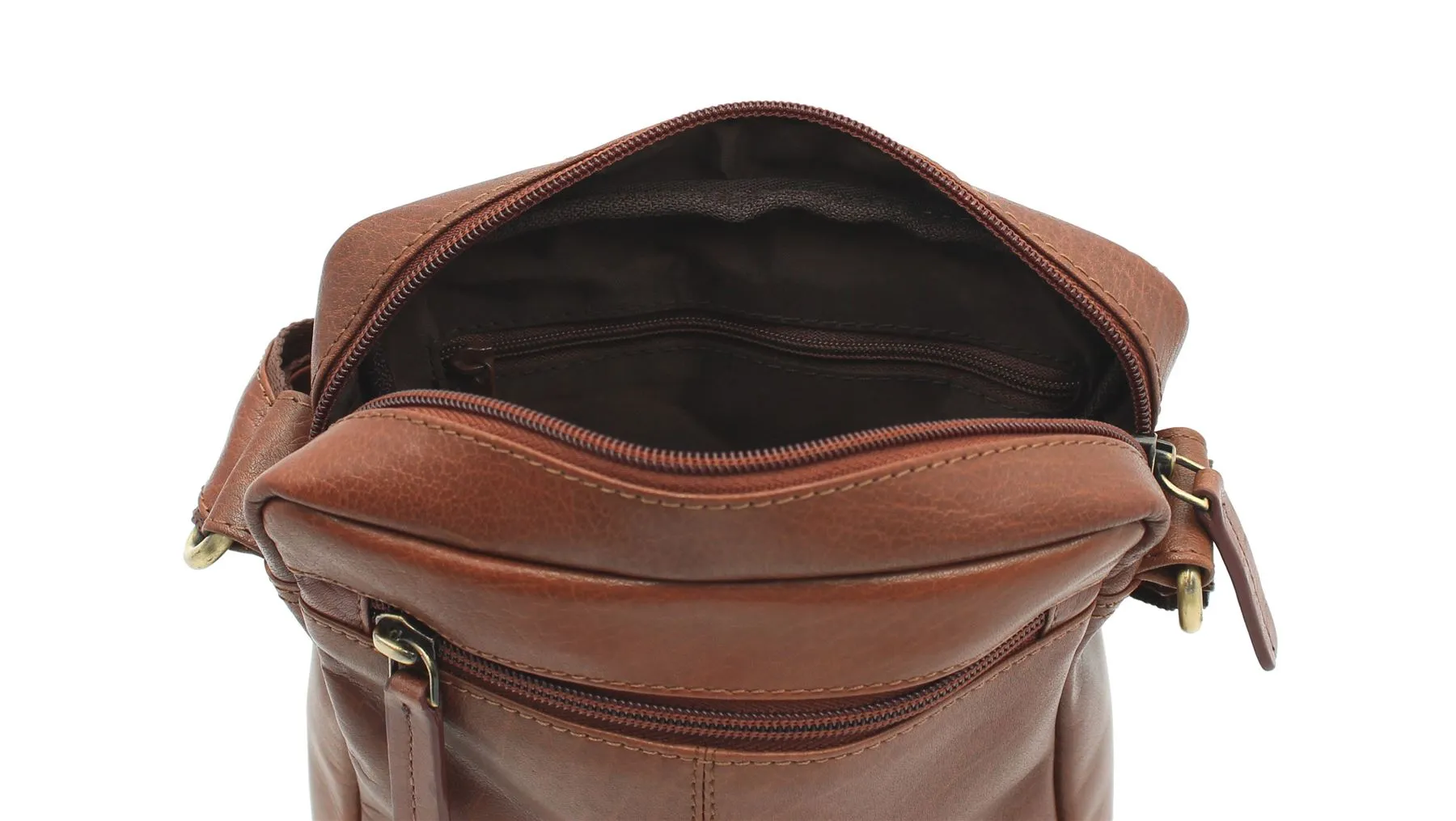 Visconti Compact Leather Messenger / Travel Bag S7