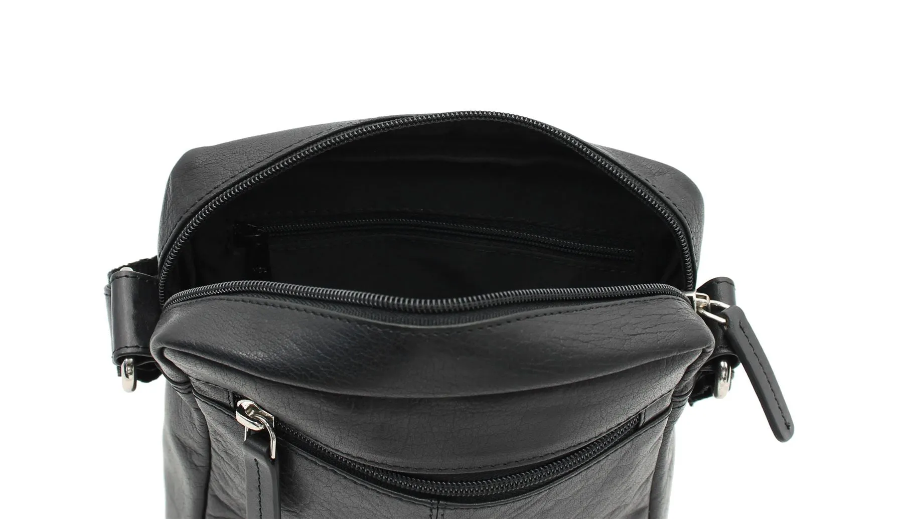 Visconti Compact Leather Messenger / Travel Bag S7